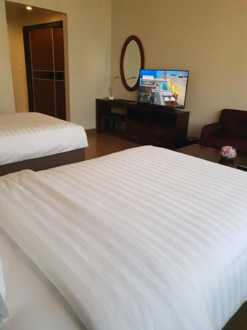 The Curve Hotel image 15