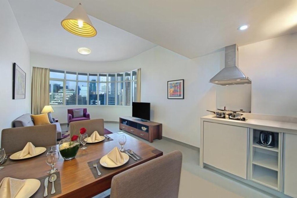 The Curve Hotel Main image