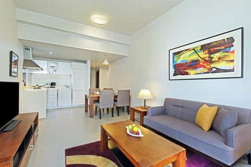 The Curve Hotel image 4