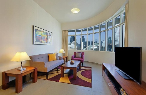 The Curve Hotel image 7